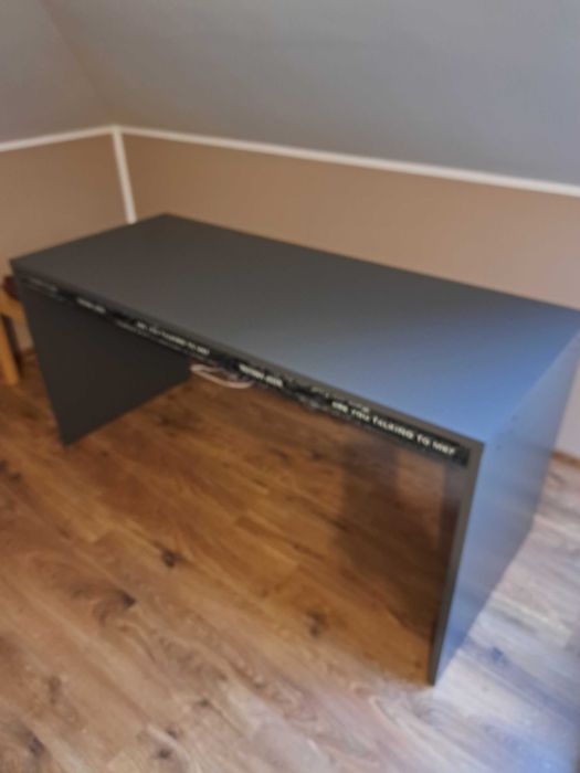 Biurko i łóżko komplet