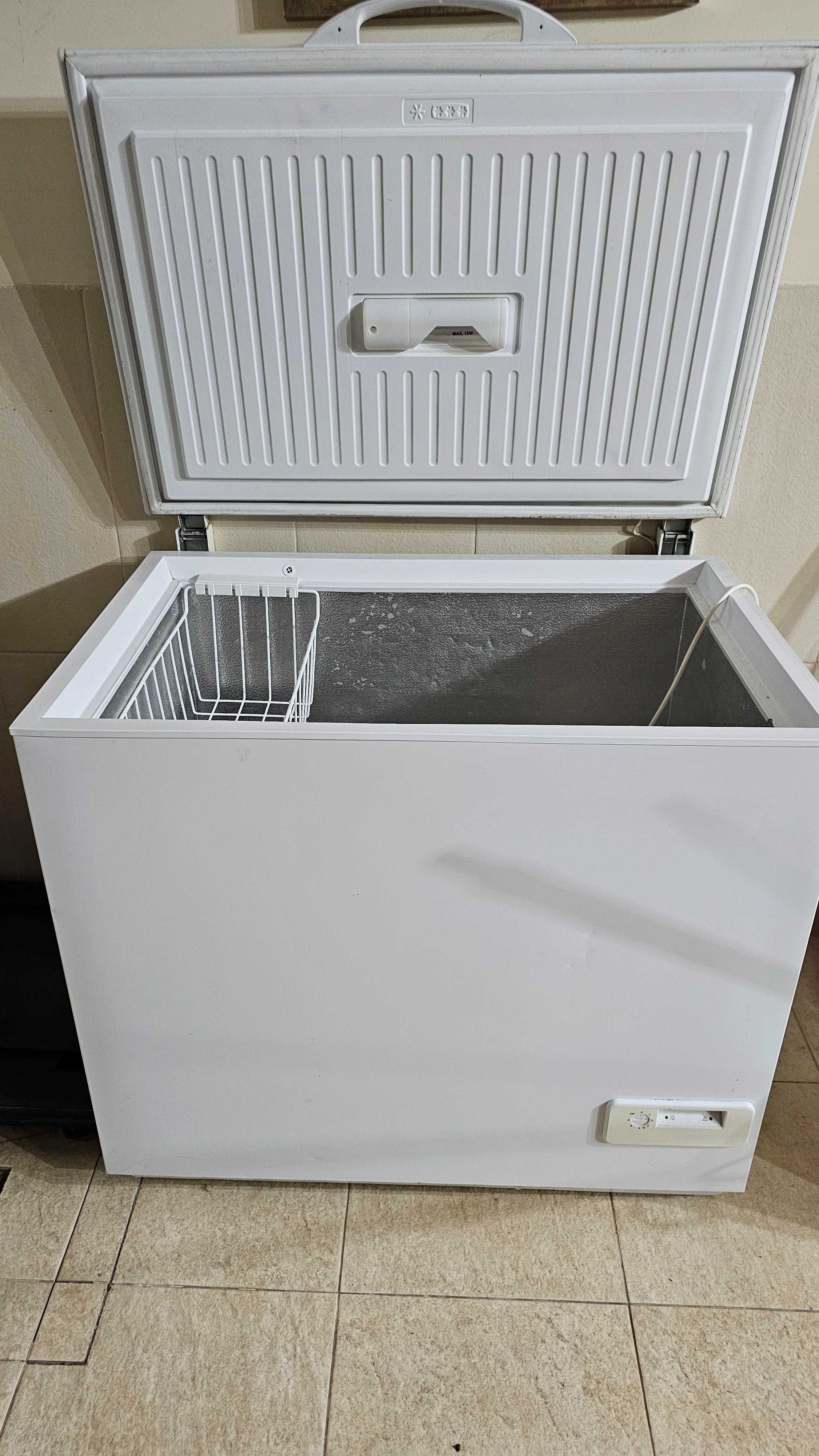 Arca congeladora Zanussi