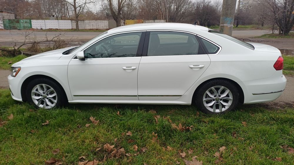 Продаю Passat B8-2016.