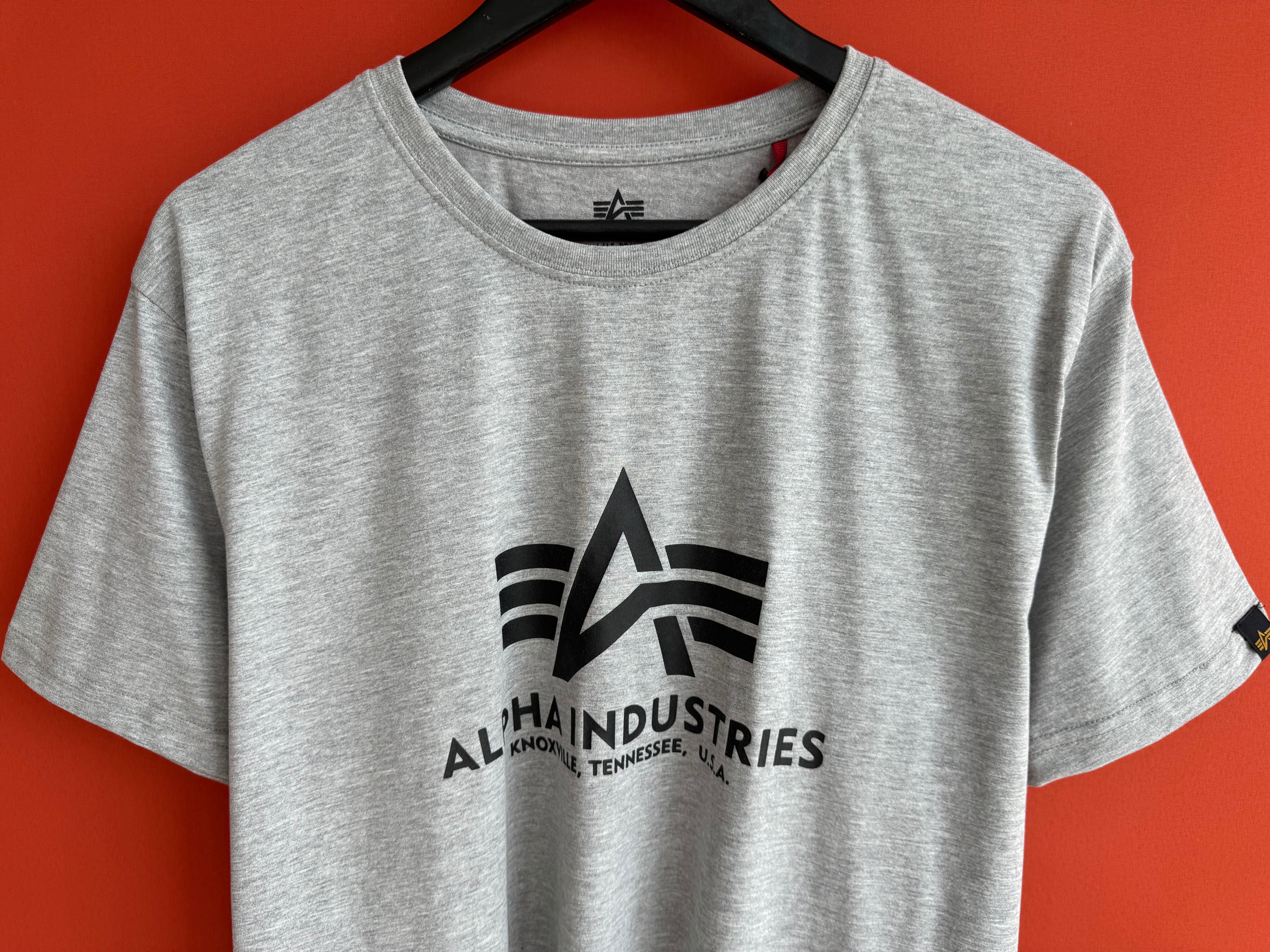Alpha Industries оригинал мужская футболка размер L  NEW