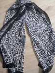 Fendi chusta damska