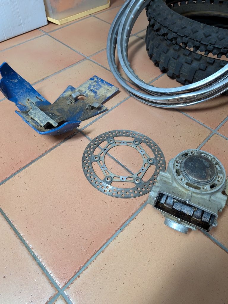 Peças/ Material YAMAHA DTR 125 e YZ 250