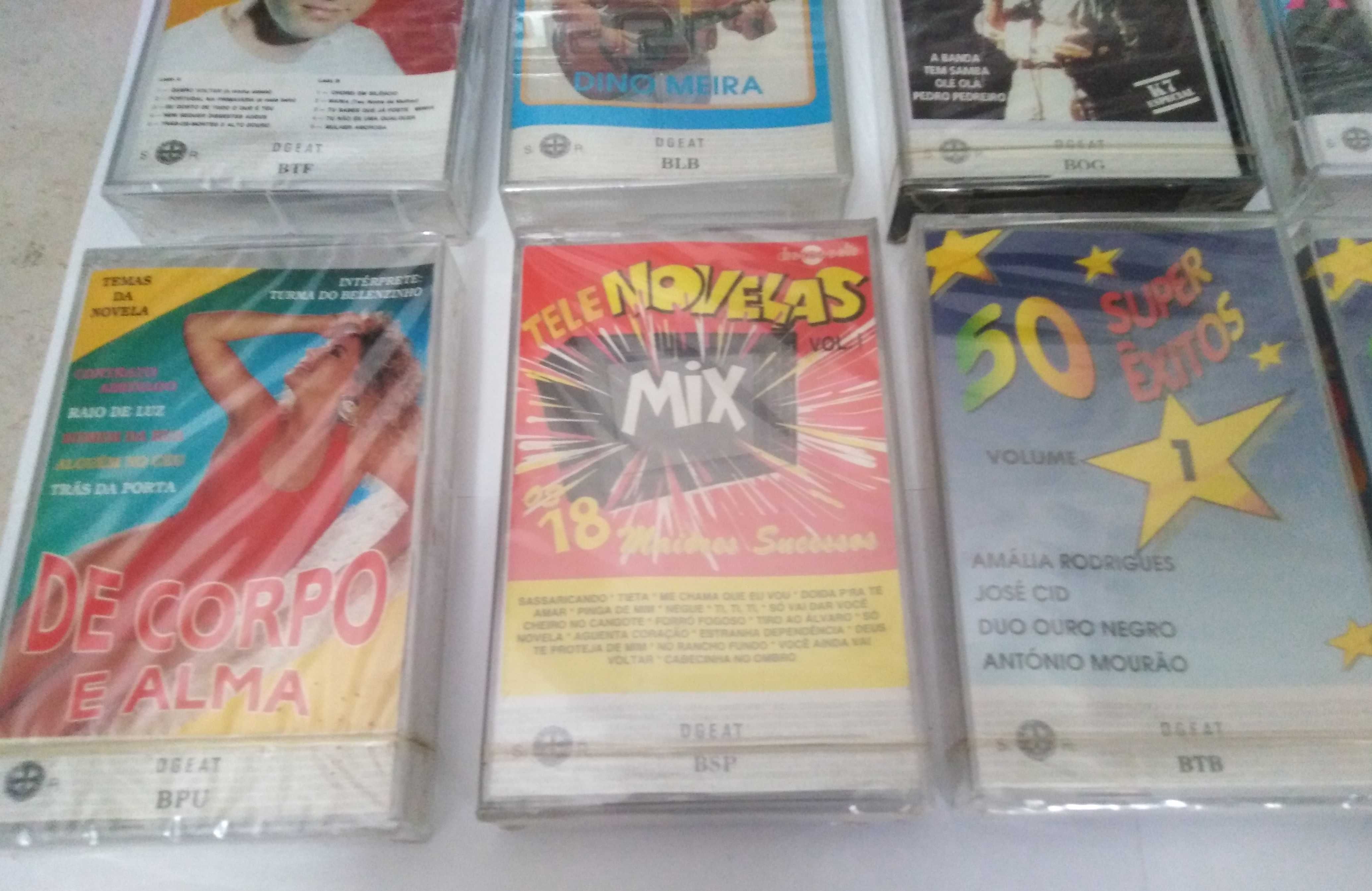 Cassetes Musica novas, lacradas nunca foram utilizadas.