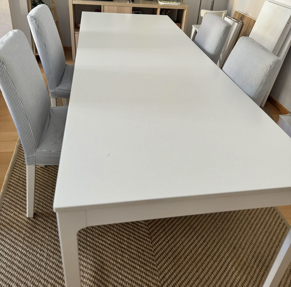 Mesa de jantar extensivel