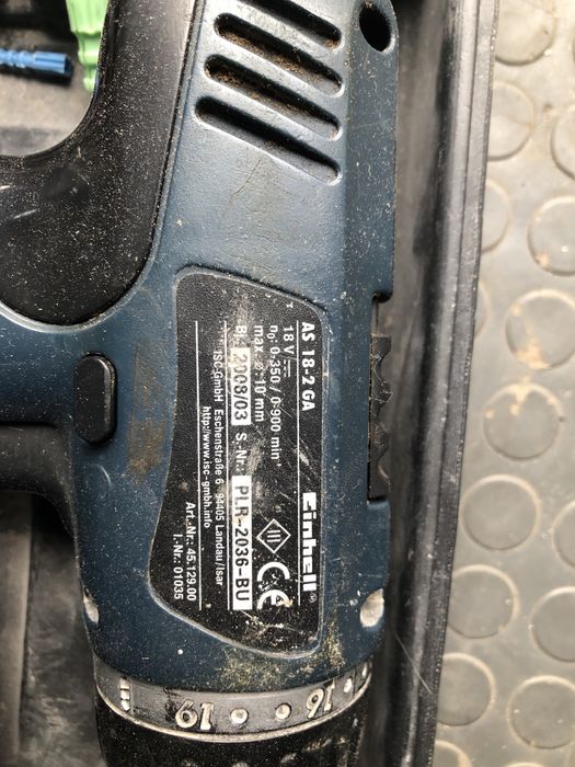 Шуруповерт 2 батареї +бокс