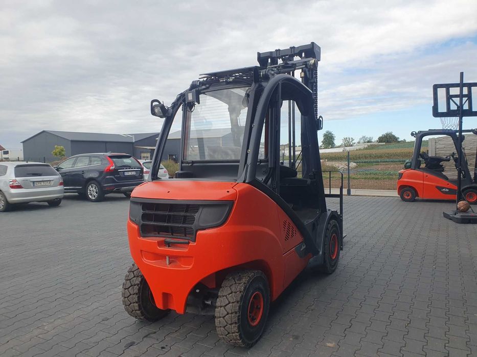 Wózek widłowy LINDE H30D-02  4 sekcje Diesel Przesuw boczny H35 H25