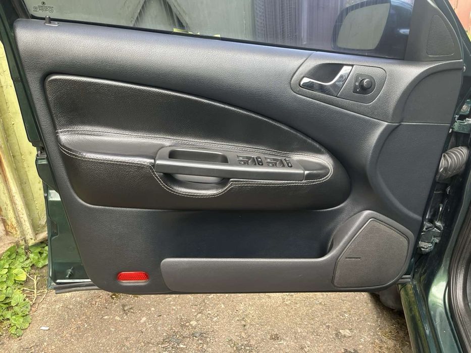 Продам Шкоду тур 1.8т можливий обмін з доплатою