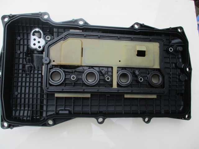 Pokrywa zaworów Prius IV hybrid C-HR 2ZR 2017