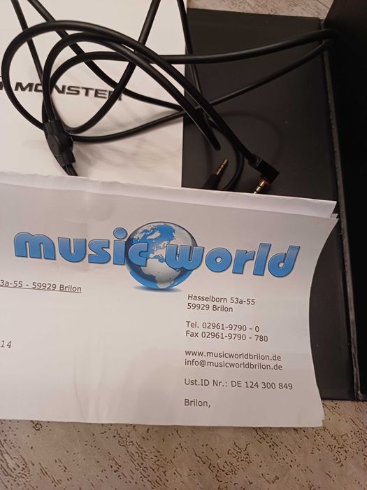 Słuchawki      Monster