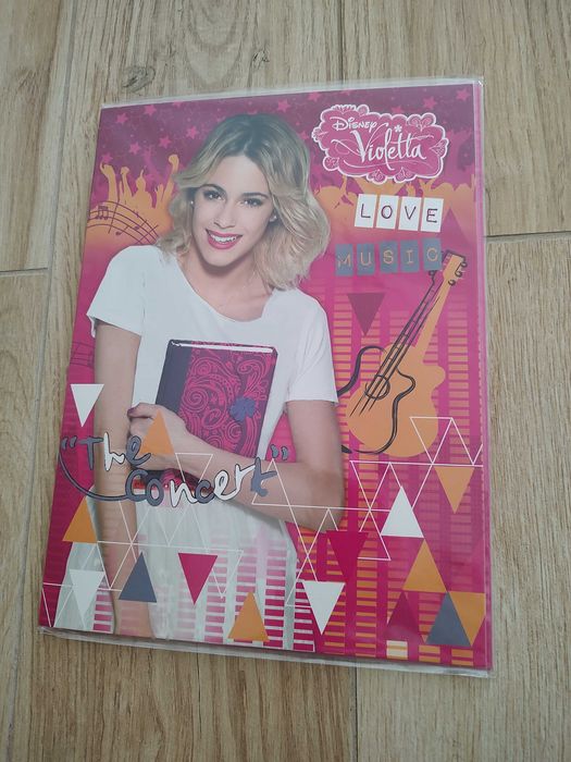 Karnet XL Disney Violetta Kartka A4 na życzenia urodziny