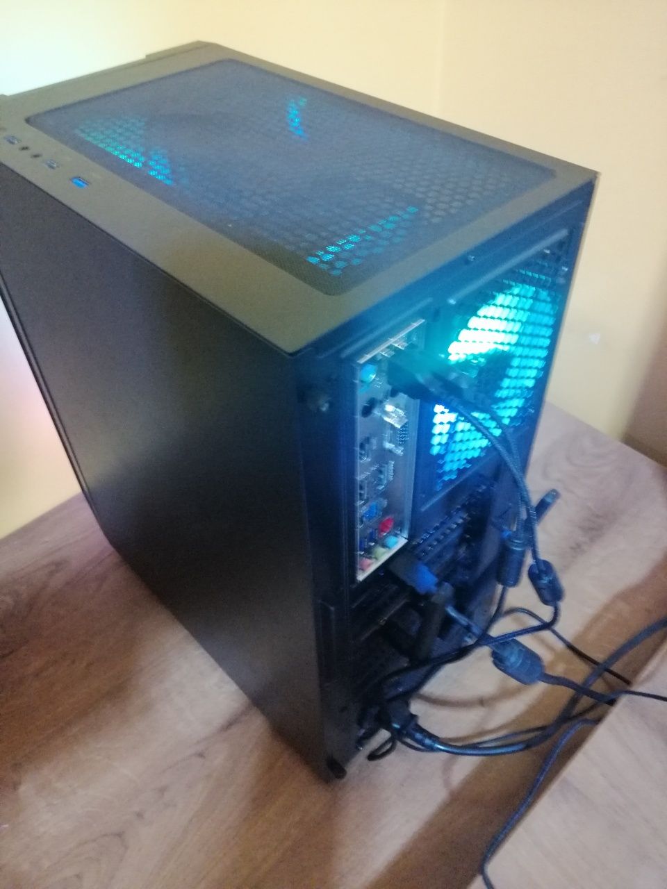 Komputer gamingowy RTX 3060 Ti, nowy na gwarancji