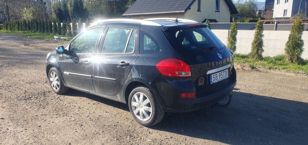 Renault clio 3 1.2 16v grandtour 2012