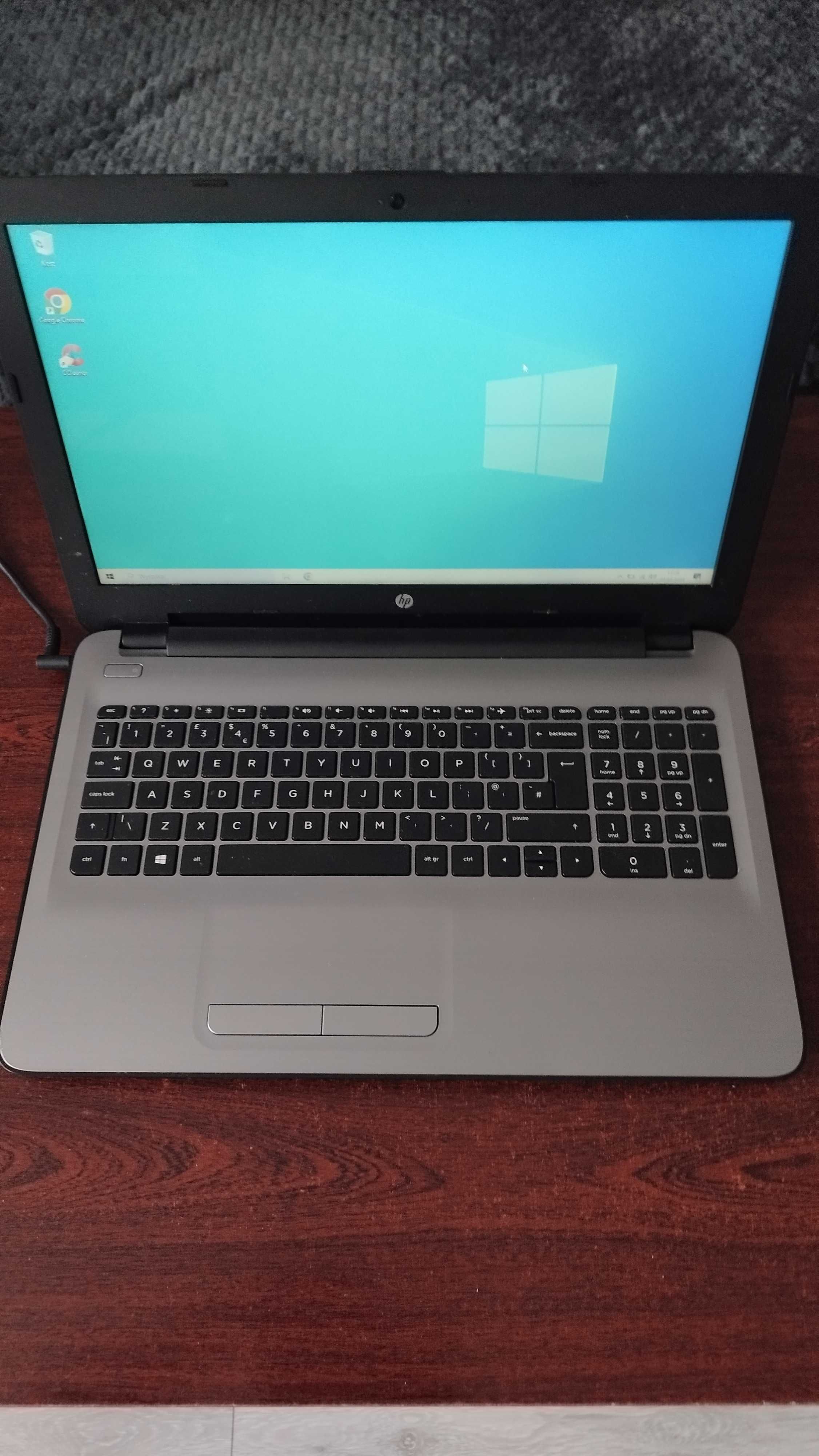 HP A10 4x3,3 8gb ddr4 2tb  hdd laptop