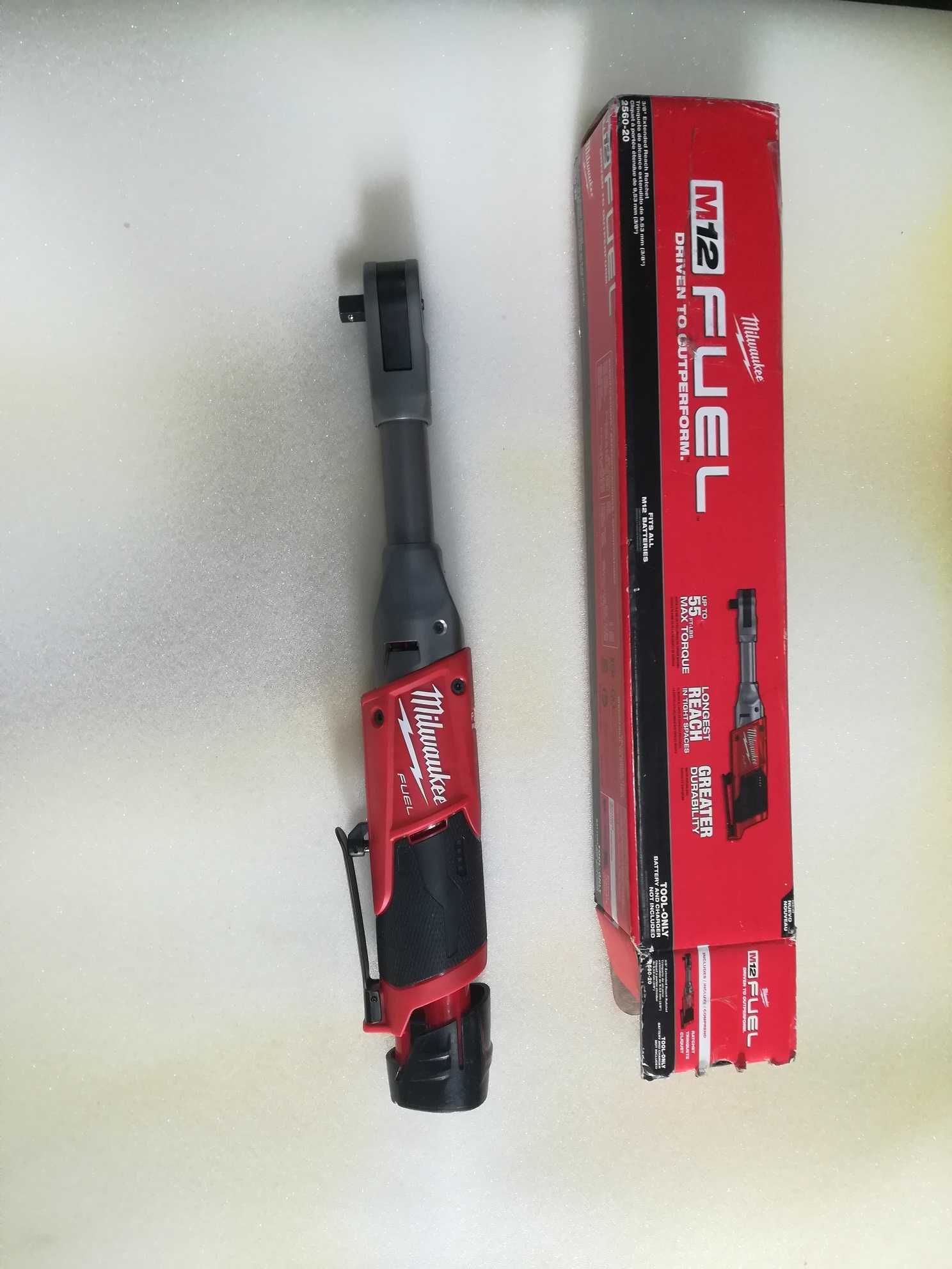 Milwaukee M12 Chave de alcance estendido angular 3/8"