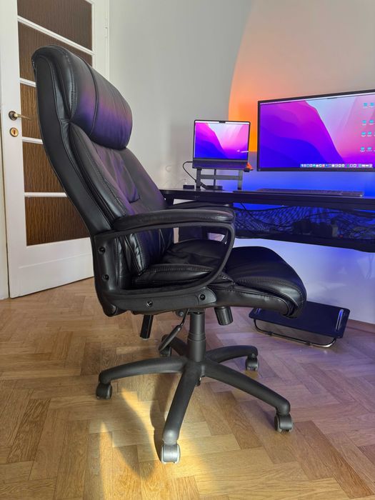 wygodne krzesło biurowe