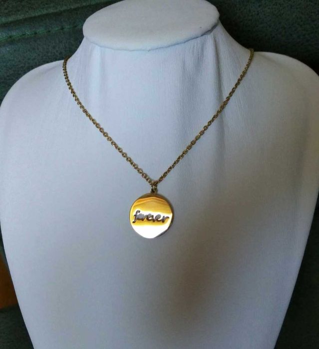 Colar Aço Dourado c/ Medalha Forever NOVO