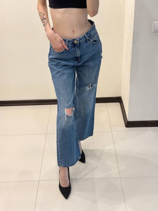 Джинси жіночі світлі та темні прямі та мом джинси