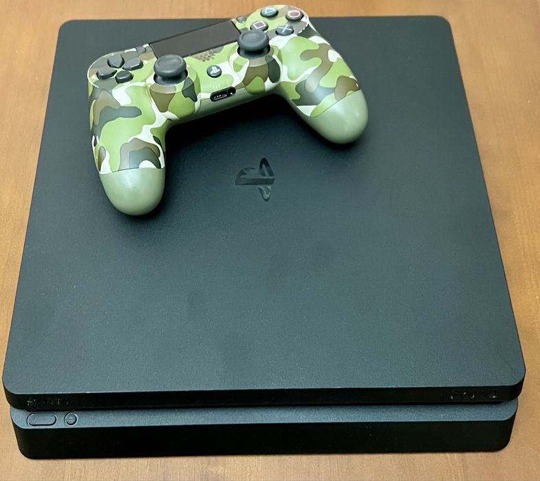 Playstation 4 Slim - 1 TB + jogos+ comando