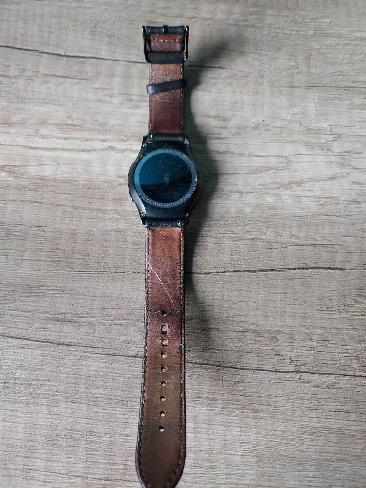 Sprzedam Smartwatch SAMSUNG Gear S2 Classic