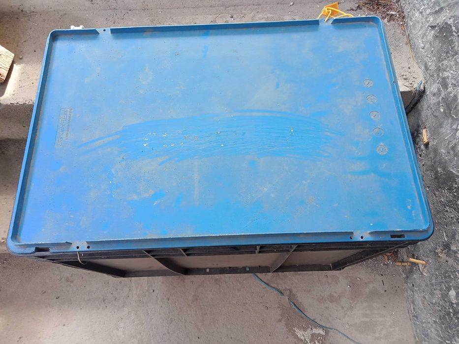 Продам контейнер пластиковий 40*40*60