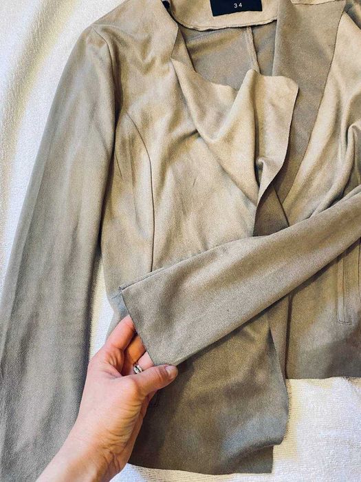 жакет, кофта, накидка, піджак жіночий