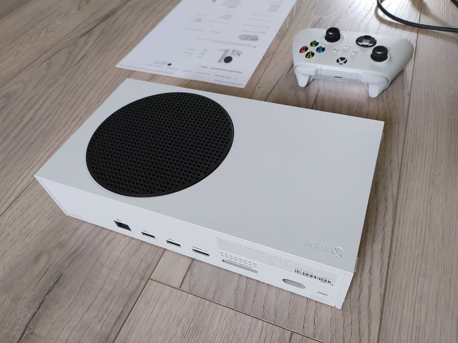 Xbox Series S Gry eFootball FC 25 GWARANCJA JAK NOWY Cały Komplet Wys