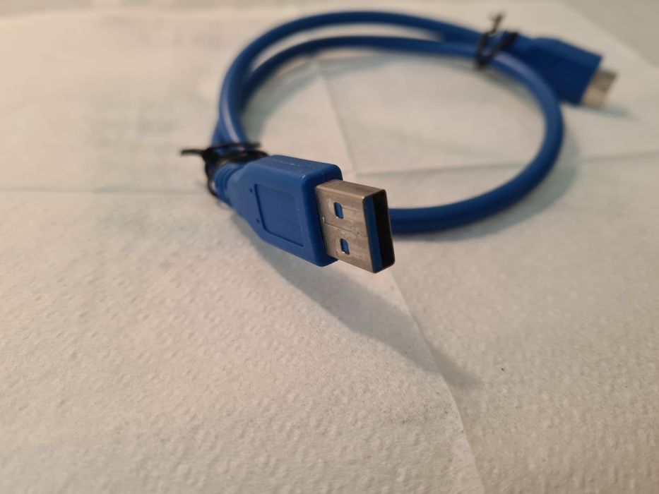 Кабель: для передачі данних USB 3.0