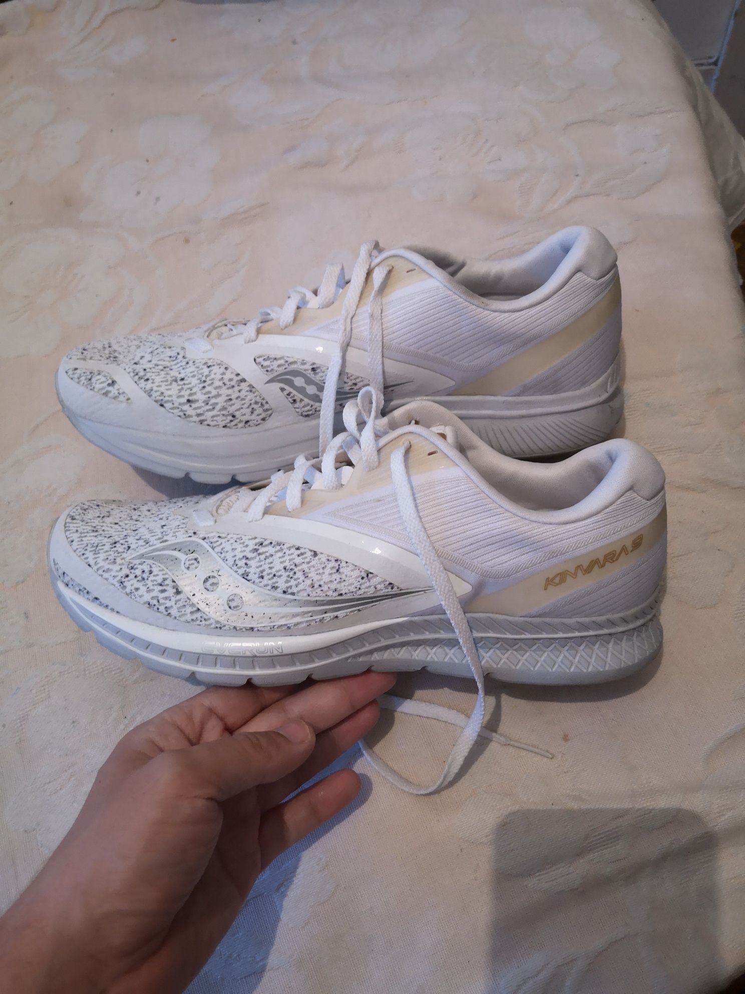 Ténis Saucony kinvara 9, tamanho 42
