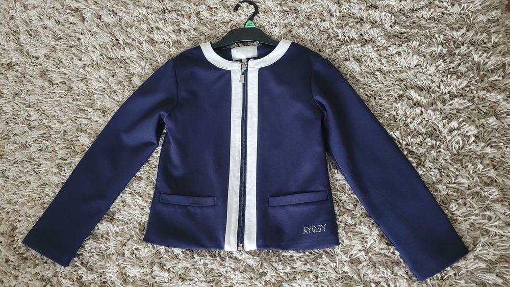 szkoła, wesele, żakiet włoskiej marki AYGEY rozm. ok. 128 - 7 lat
