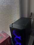 Komputer do gier +dwa monitory myszka gpro
