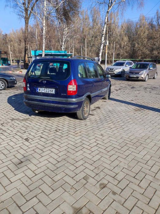 Продам Opel Zafira