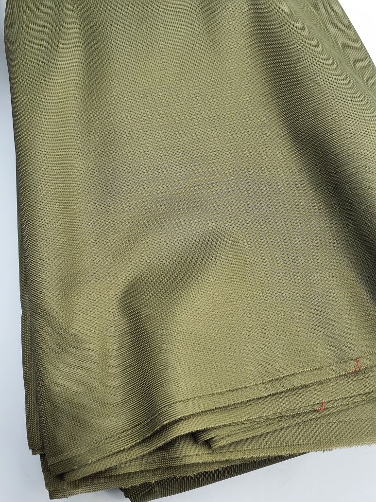 Tkanina oliwkowa kupon 10 m.x 152 cm.II gat.