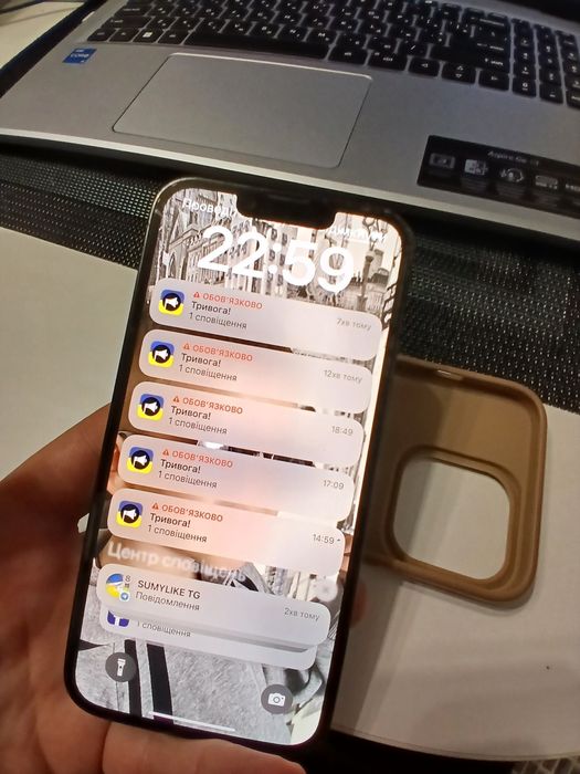 Продам IPhone 13 PRO