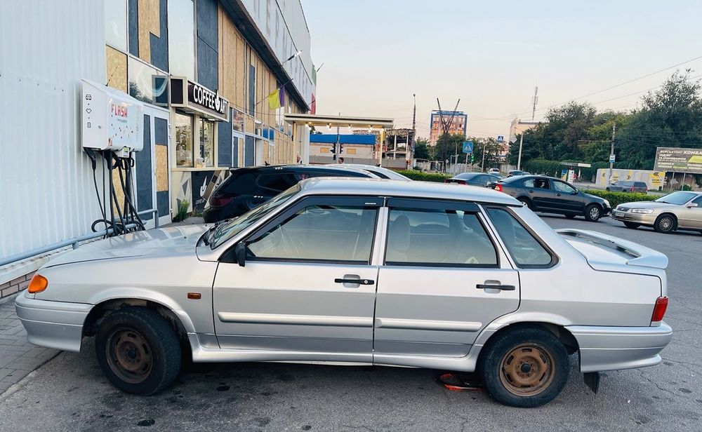 Лада  Самара 2115