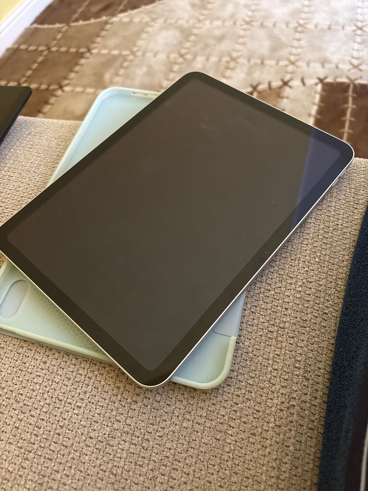 iPad 10.9 jak nowy