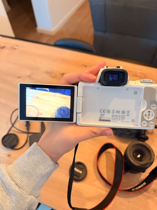 Canon eos m50 + extras
