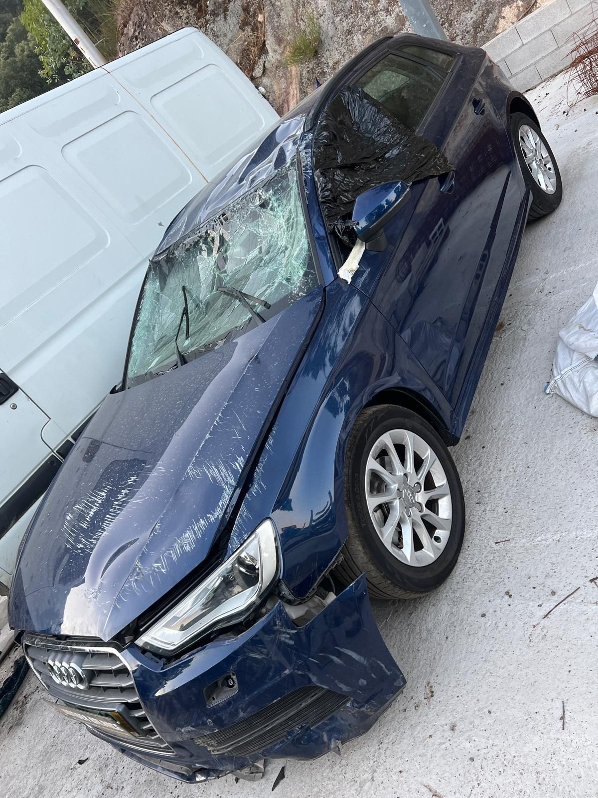 Audi A3 SportBack 1.6 TDI 2019, para peças!