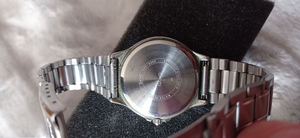 Годинник Casio LTP-V300D-1A2UDF