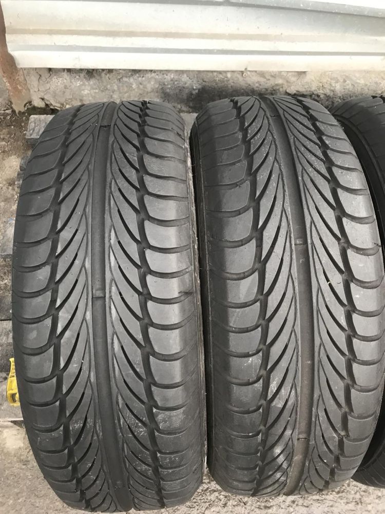 Barum 205/65r15 комплект літо оригінал склад б/у