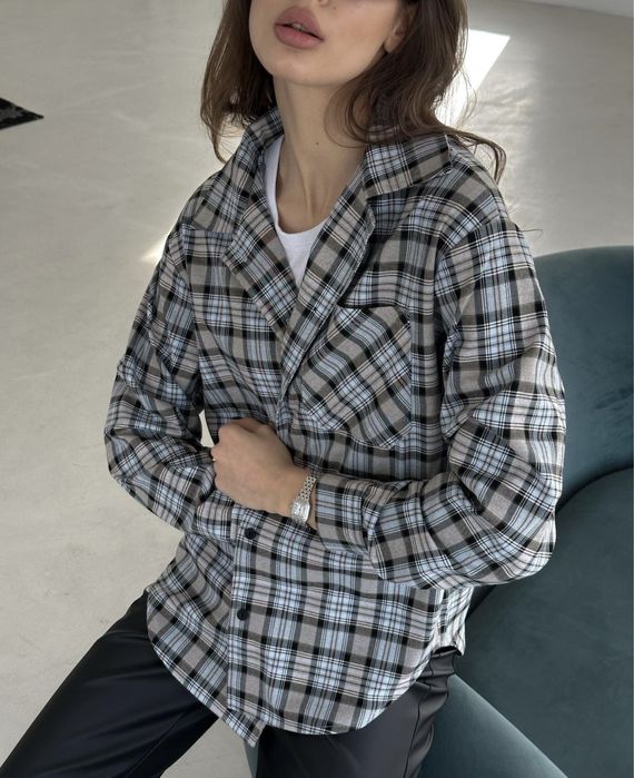 Сорочка в клітинку