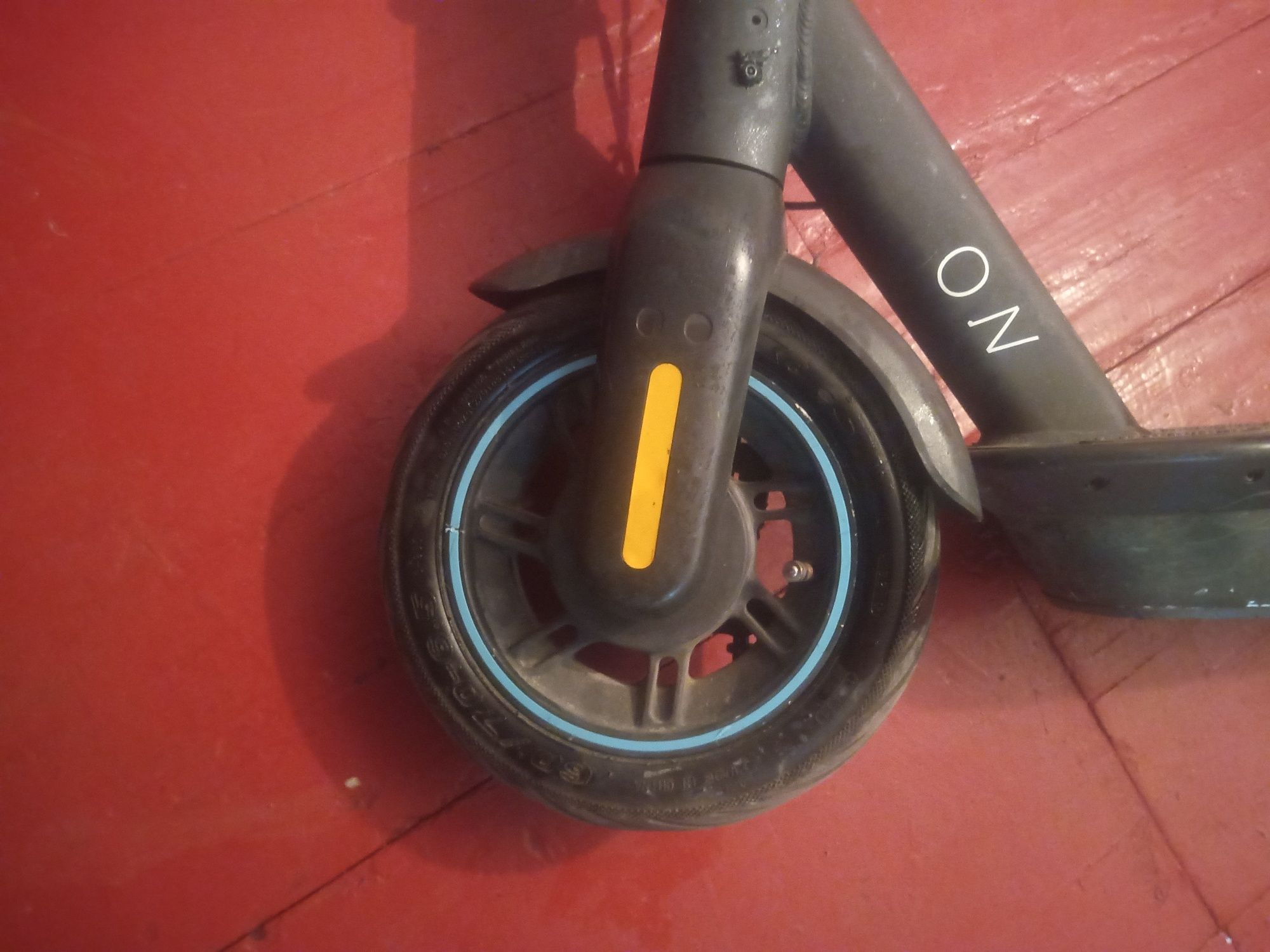 Ninebot max g30D 400 км проїхав майже новий