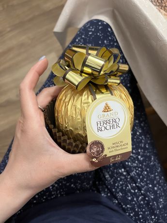 Цукерка цукерки Ferrero