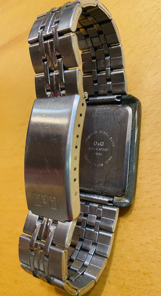 Часы Q&Q V868-400B