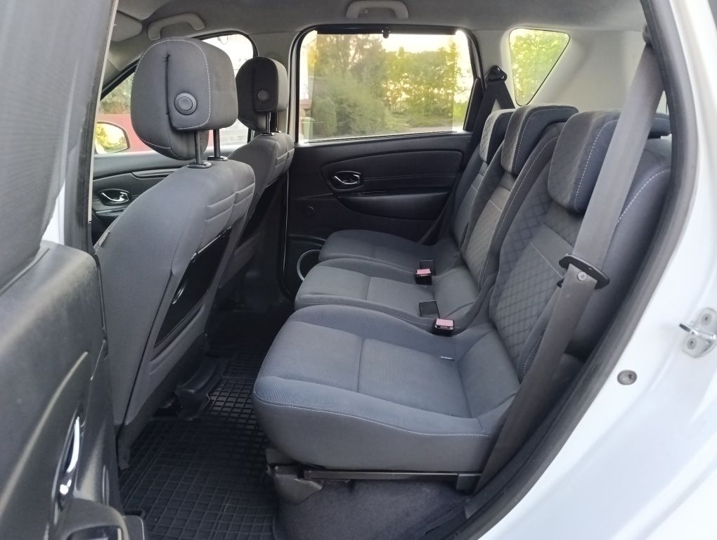 Renault Scenic 1.9 dCi 130KM Hak Klima Elektryka Radio Navi Bose