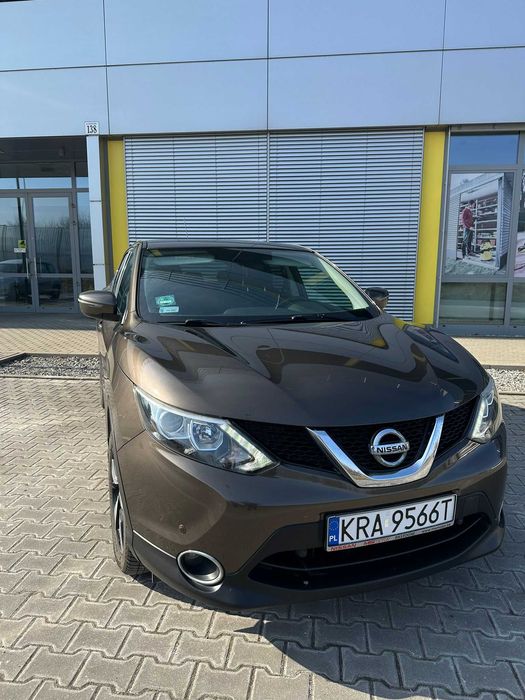 NISSAN QASHQAI 1.5 / niski przebieg