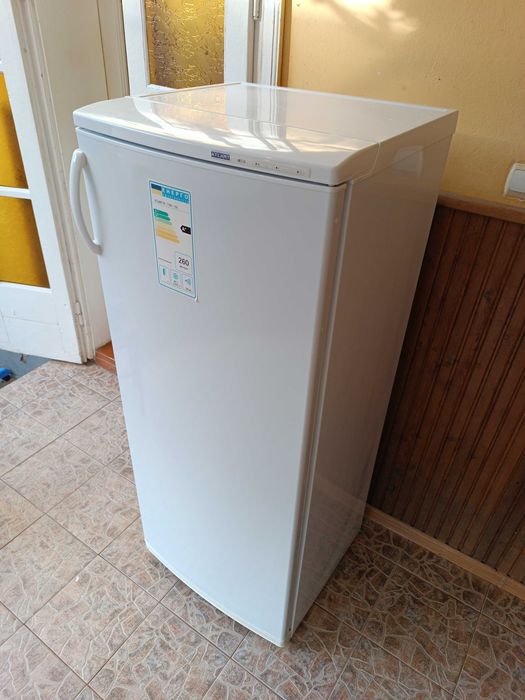 Морозильна камера, Морозилка Атлант М-7184-100 МКШ-240