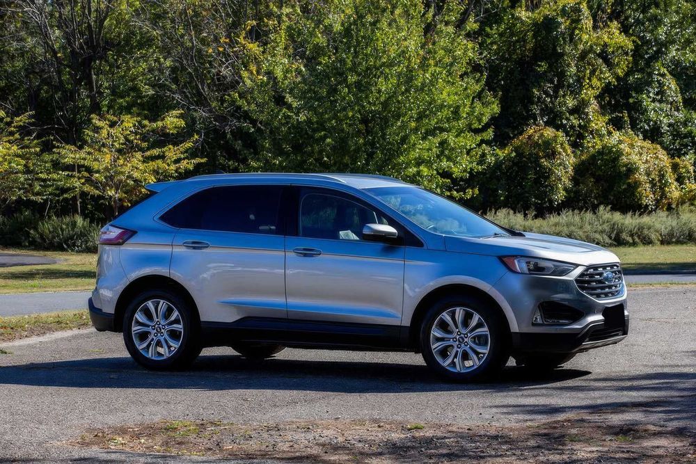 Ford Edge Titanium      2020