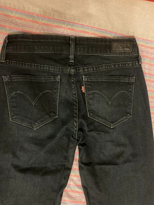 Levi’s джинсы 24