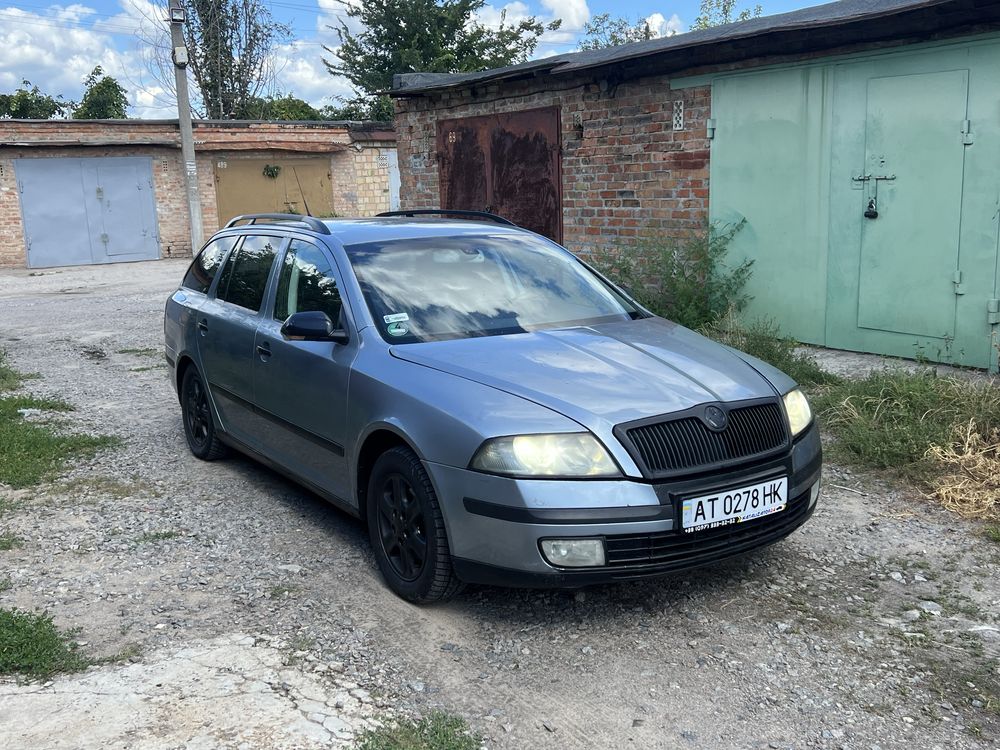 Skoda Octavia A5 2.0 автомат дизель