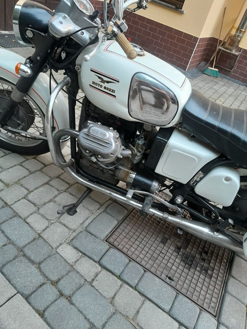 Moto guzzi V7   1968
